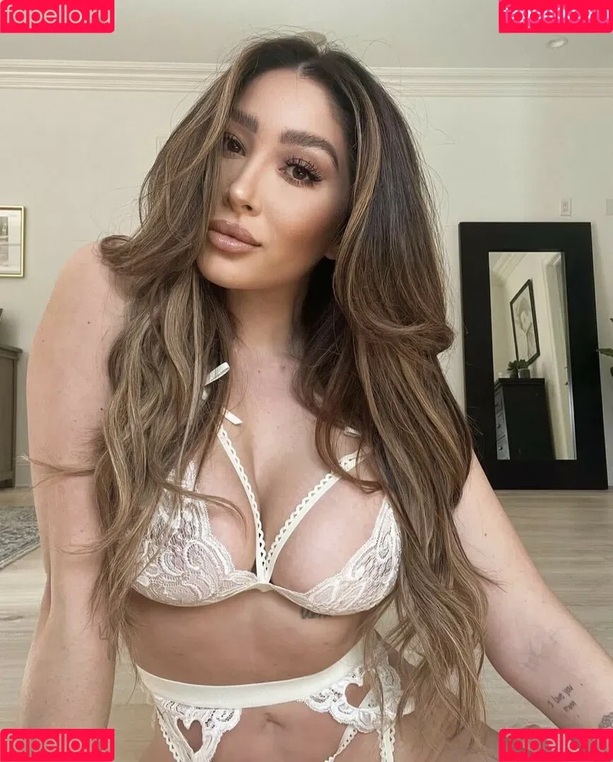 Joanna Zanella Shaub / joannazanellaschaub Onlyfans Photo Gallery 