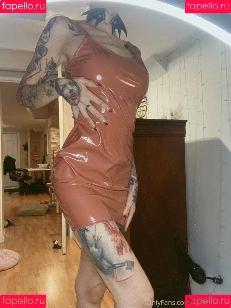 I Am The Daddy / https: / vanpsuicide Onlyfans Photo Gallery 