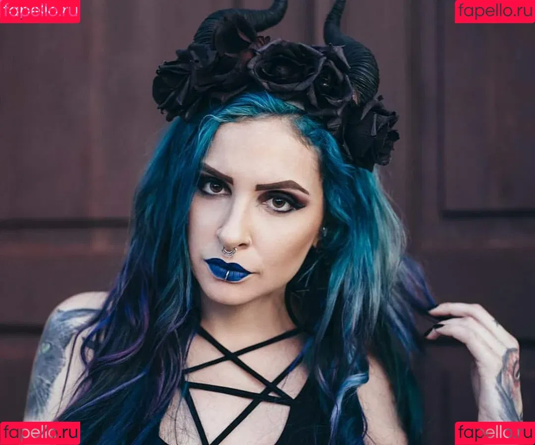 I Am The Daddy / https: / vanpsuicide Onlyfans Photo Gallery 