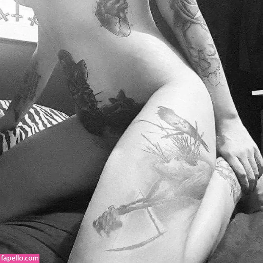 I Am The Daddy / https: / vanpsuicide Onlyfans Photo Gallery 