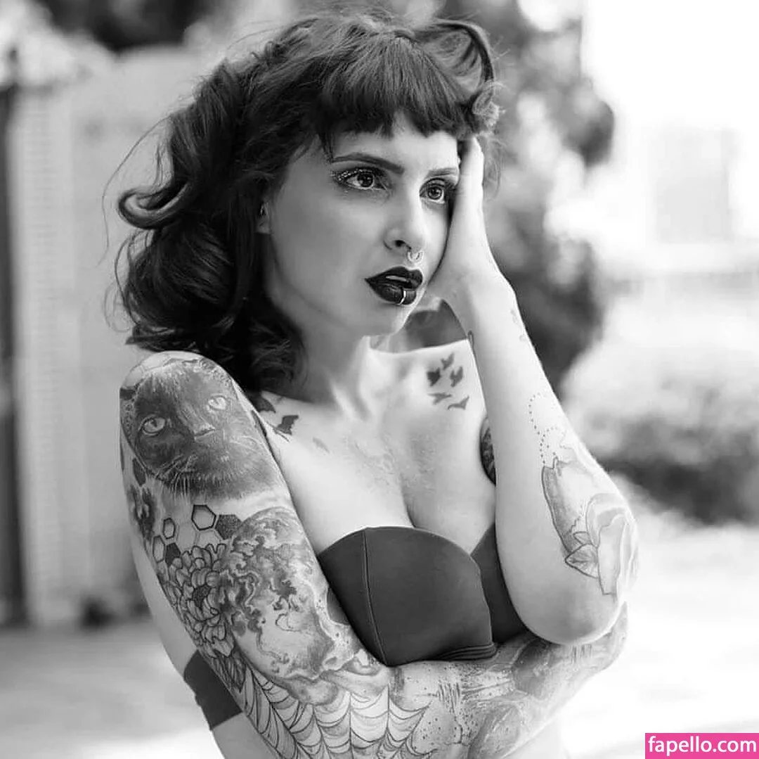 I Am The Daddy / https: / vanpsuicide Onlyfans Photo Gallery 