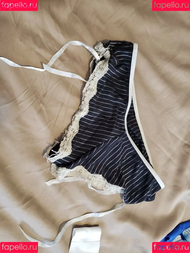 Kate England / kate_england21 / kateengland21 Onlyfans Photo Gallery 