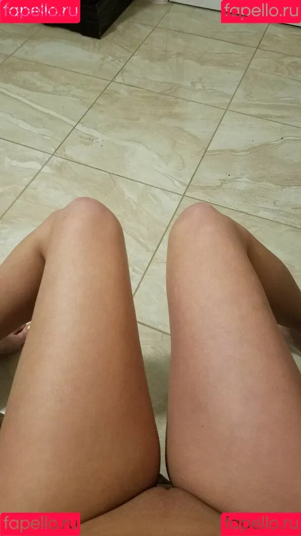 Kate England / kate_england21 / kateengland21 Onlyfans Photo Gallery 