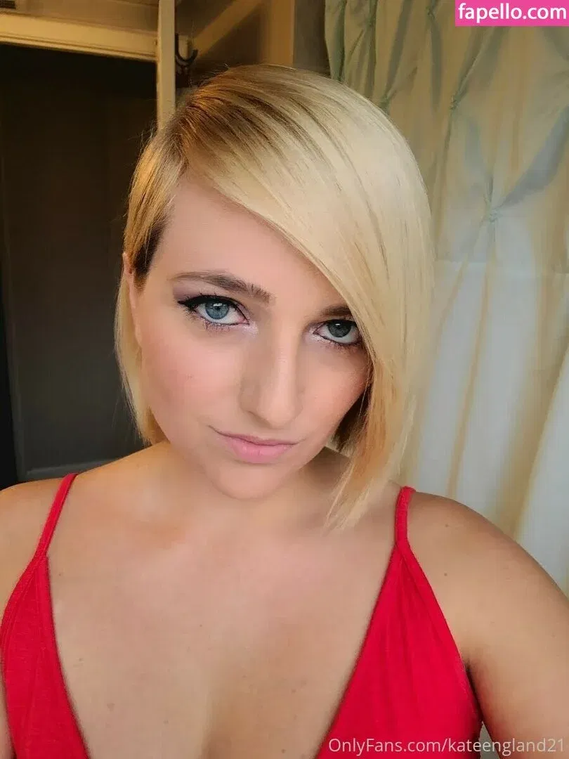 Kate England / kate_england21 / kateengland21 Onlyfans Photo Gallery 