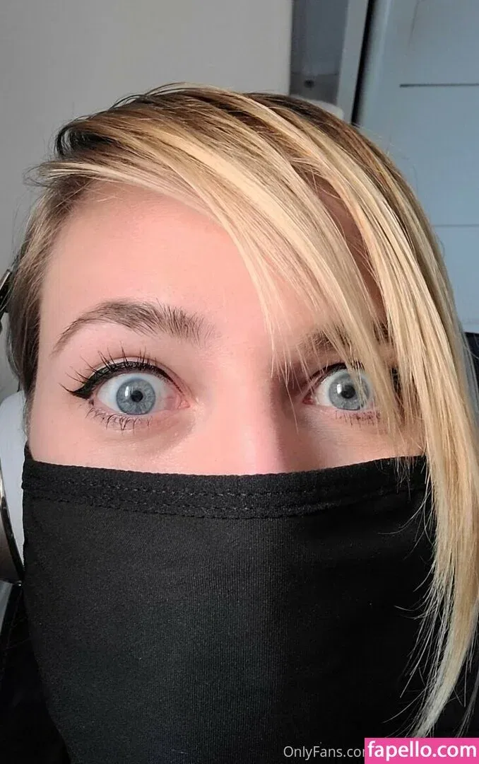 Kate England / kate_england21 / kateengland21 Onlyfans Photo Gallery 