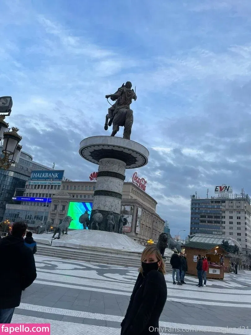 Kate England / kate_england21 / kateengland21 Onlyfans Photo Gallery 