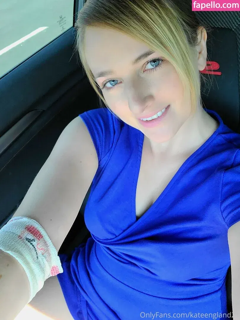 Kate England / kate_england21 / kateengland21 Onlyfans Photo Gallery 
