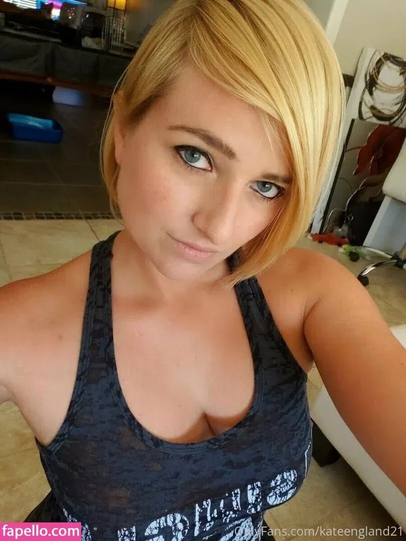 Kate England / kate_england21 / kateengland21 Onlyfans Photo Gallery 