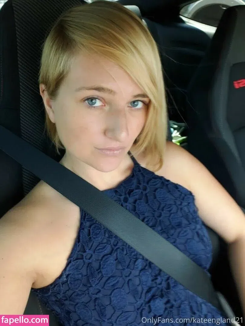 Kate England / kate_england21 / kateengland21 Onlyfans Photo Gallery 