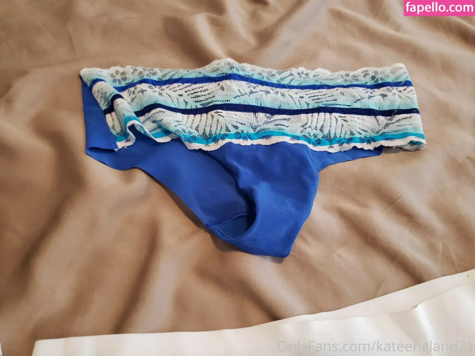 Kate England / kate_england21 / kateengland21 Onlyfans Photo Gallery 