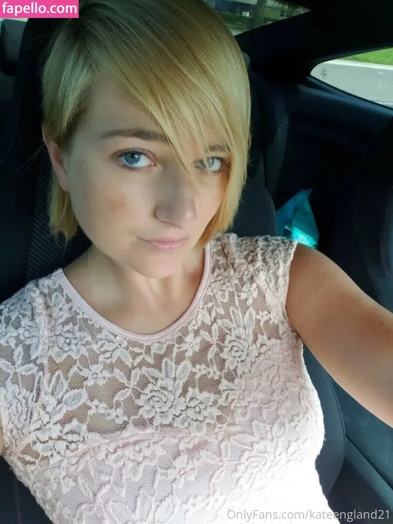 Kate England / kate_england21 / kateengland21 Onlyfans Photo Gallery 