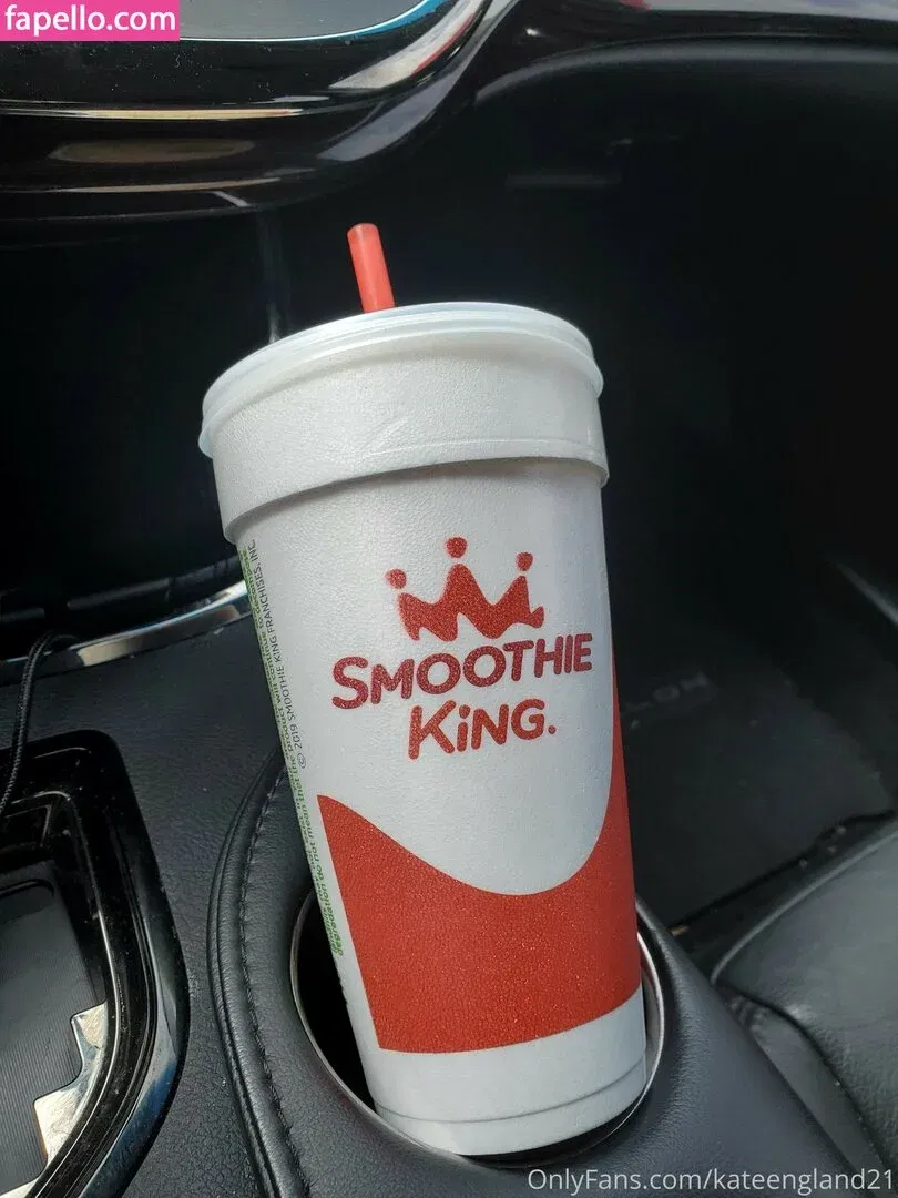 Kate England / kate_england21 / kateengland21 Onlyfans Photo Gallery 