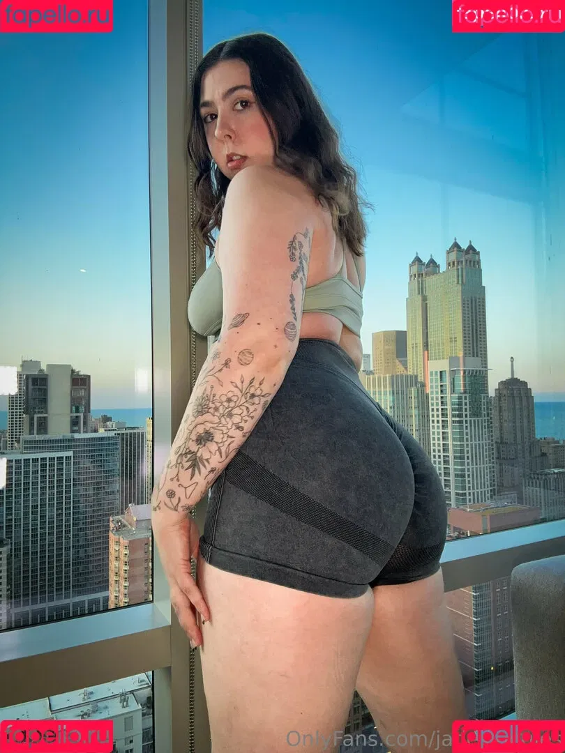 jades_jungle / jadesjungles Onlyfans Photo Gallery 