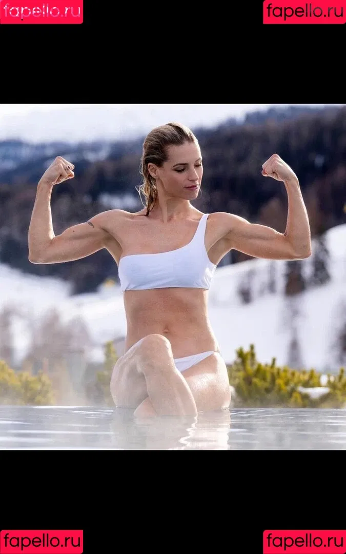 Michelle Hunziker / m_hunziker / therealhunzigram Onlyfans Photo Gallery 