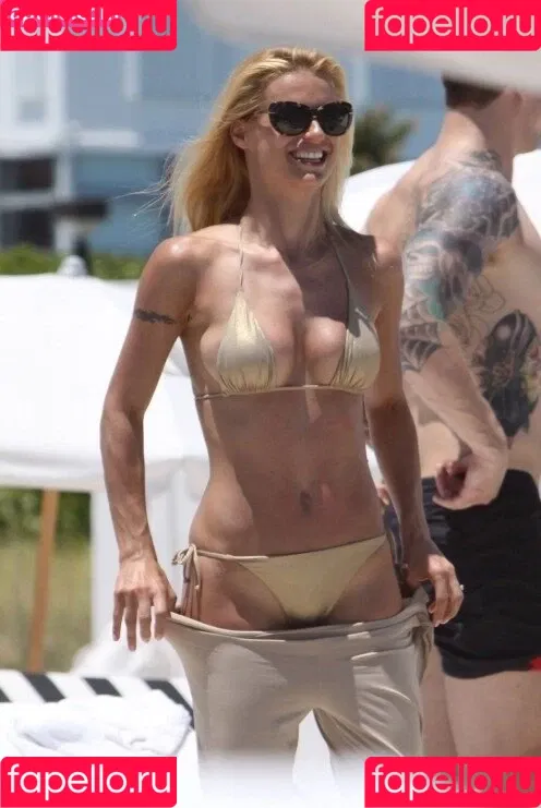 Michelle Hunziker / m_hunziker / therealhunzigram Onlyfans Photo Gallery 