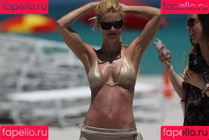Michelle Hunziker / m_hunziker / therealhunzigram Onlyfans Photo Gallery 