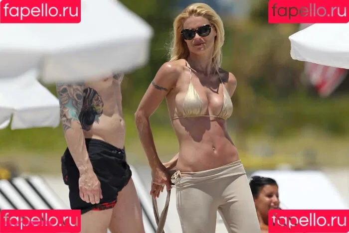 Michelle Hunziker / m_hunziker / therealhunzigram Onlyfans Photo Gallery 