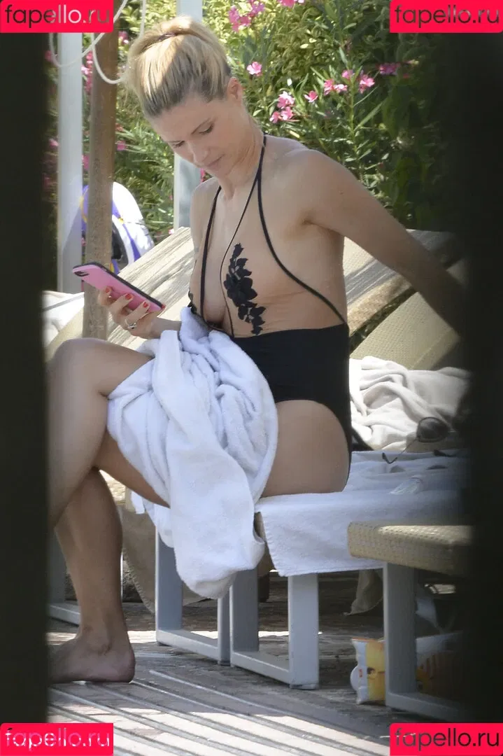 Michelle Hunziker / m_hunziker / therealhunzigram Onlyfans Photo Gallery 