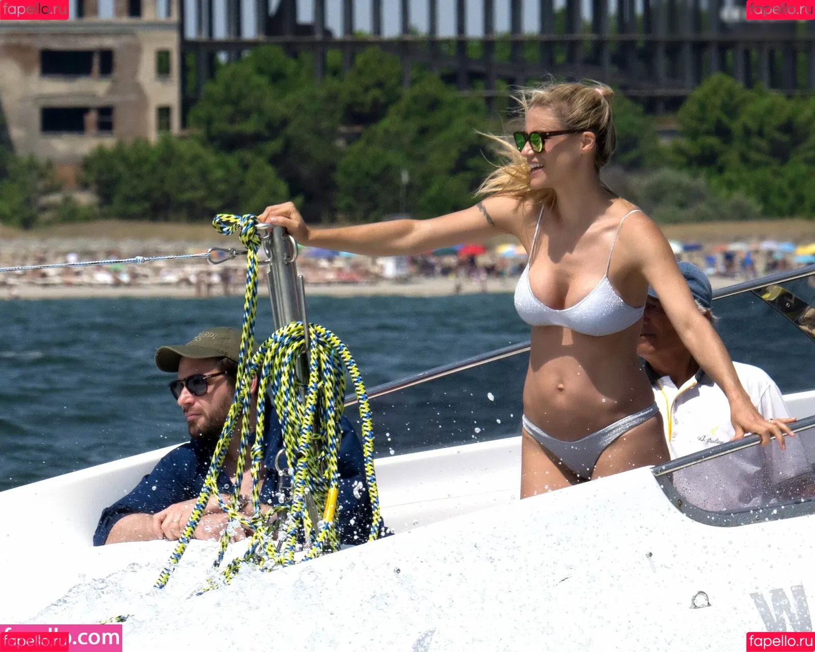 Michelle Hunziker / m_hunziker / therealhunzigram Onlyfans Photo Gallery 
