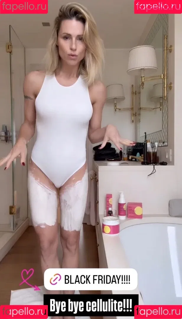 Michelle Hunziker / m_hunziker / therealhunzigram Onlyfans Photo Gallery 