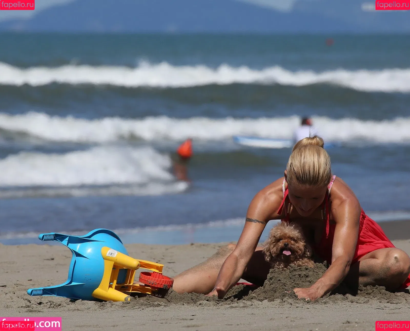 Michelle Hunziker / m_hunziker / therealhunzigram Onlyfans Photo Gallery 
