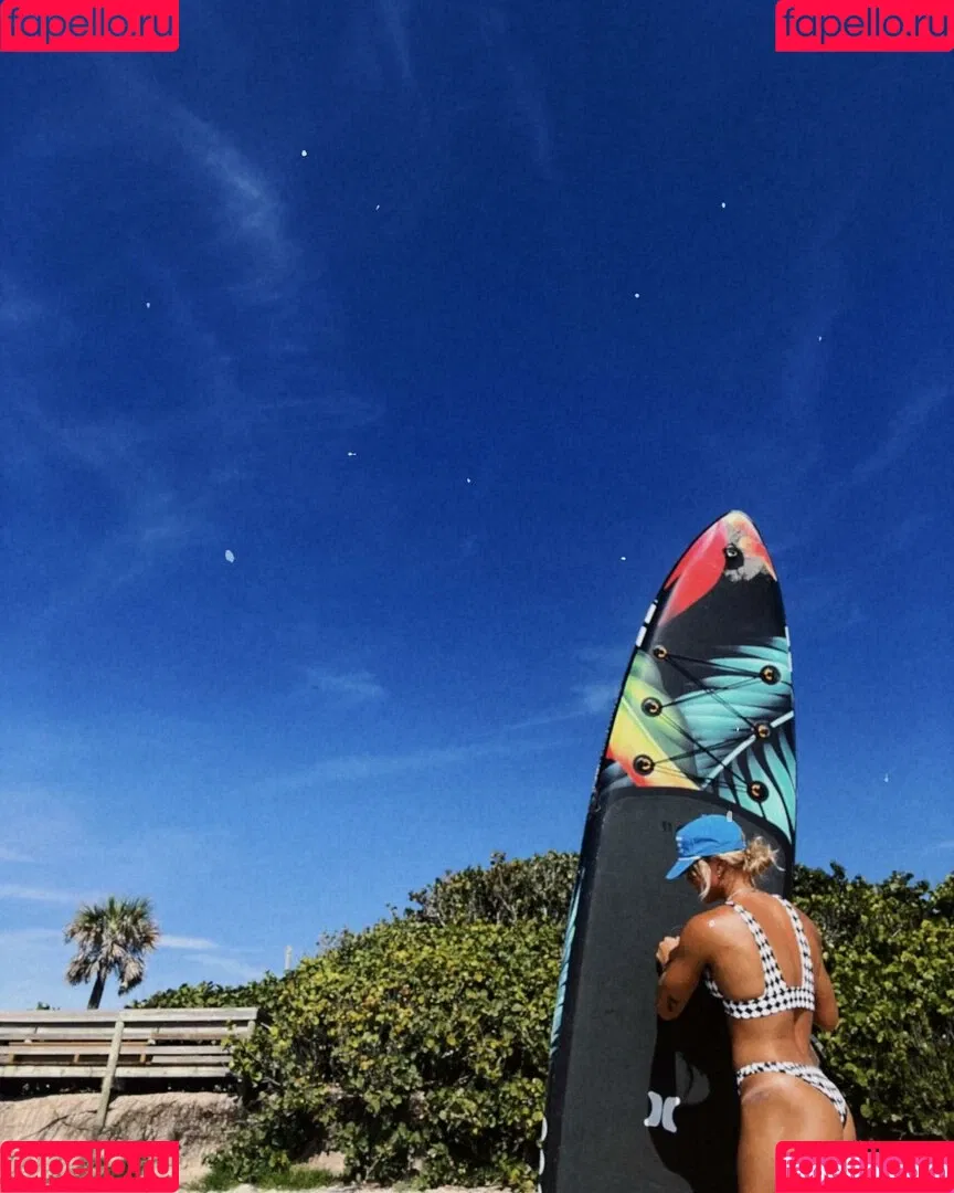 Sol Ruca / solrucawwe / solrvca Onlyfans Photo Gallery 