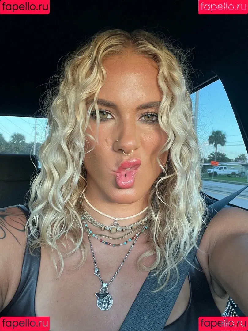 Sol Ruca / solrucawwe / solrvca Onlyfans Photo Gallery 