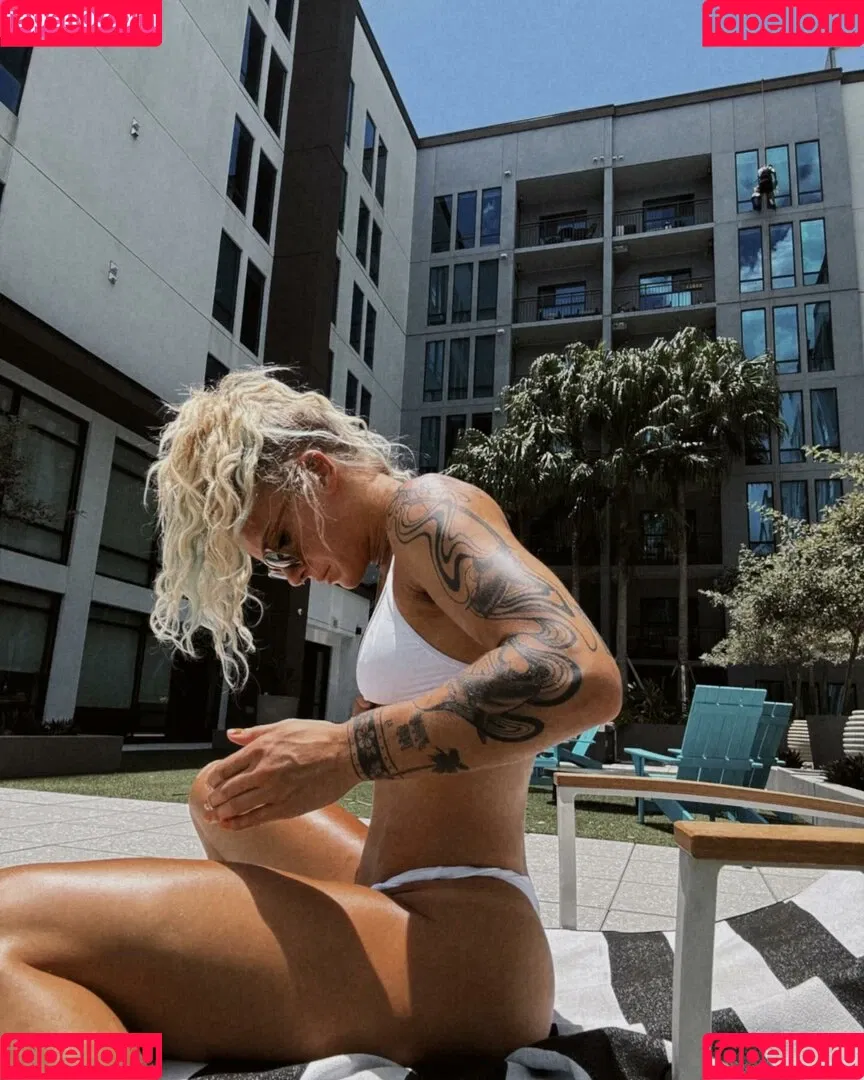 Sol Ruca / solrucawwe / solrvca Onlyfans Photo Gallery 