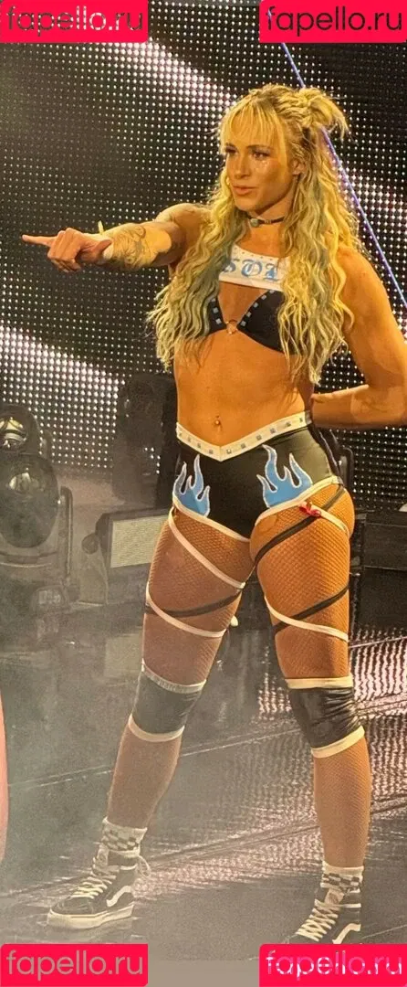 Sol Ruca / solrucawwe / solrvca Onlyfans Photo Gallery 