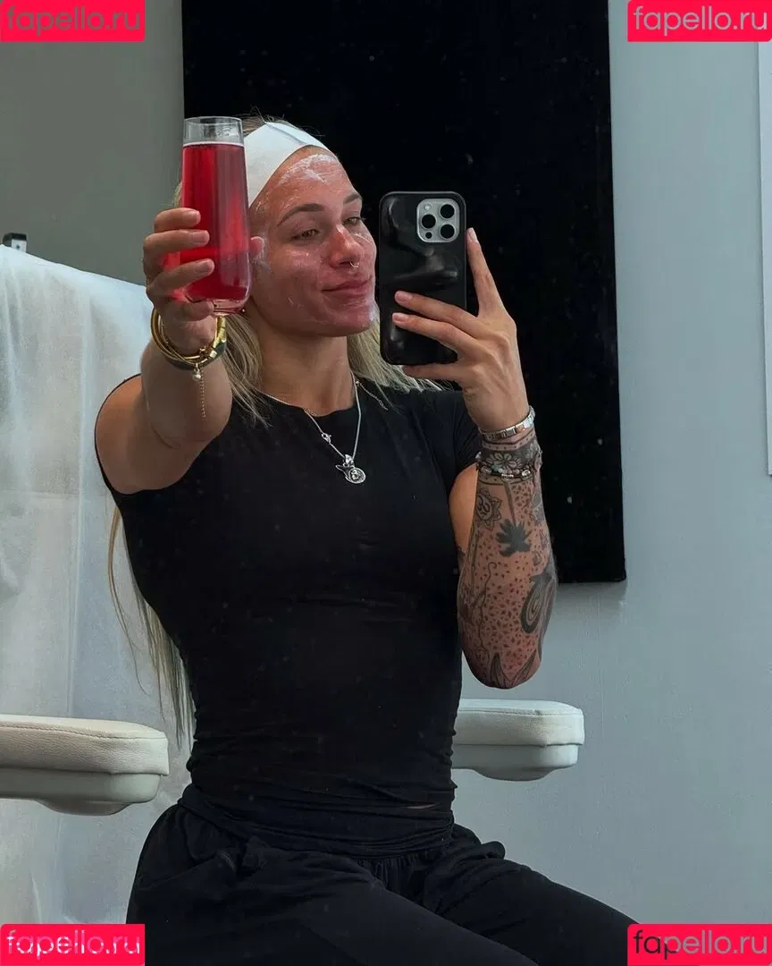 Sol Ruca / solrucawwe / solrvca Onlyfans Photo Gallery 