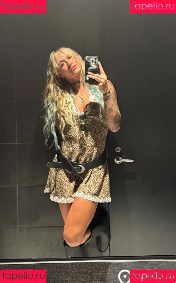 Sol Ruca / solrucawwe / solrvca Onlyfans Photo Gallery 