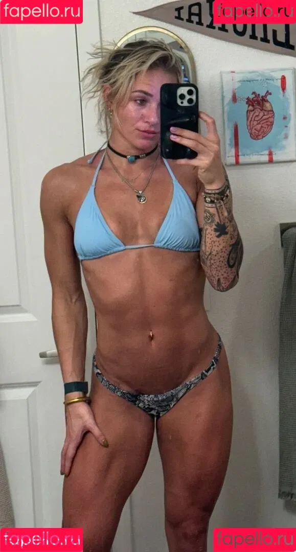 Sol Ruca / solrucawwe / solrvca Onlyfans Photo Gallery 