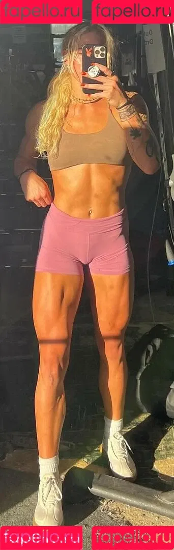 Sol Ruca / solrucawwe / solrvca Onlyfans Photo Gallery 