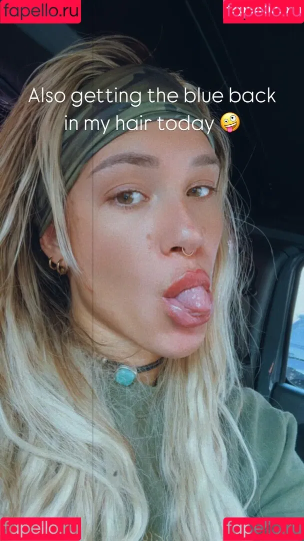 Sol Ruca / solrucawwe / solrvca Onlyfans Photo Gallery 