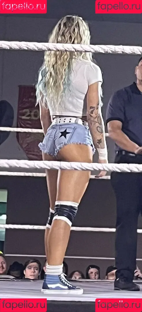 Sol Ruca / solrucawwe / solrvca Onlyfans Photo Gallery 