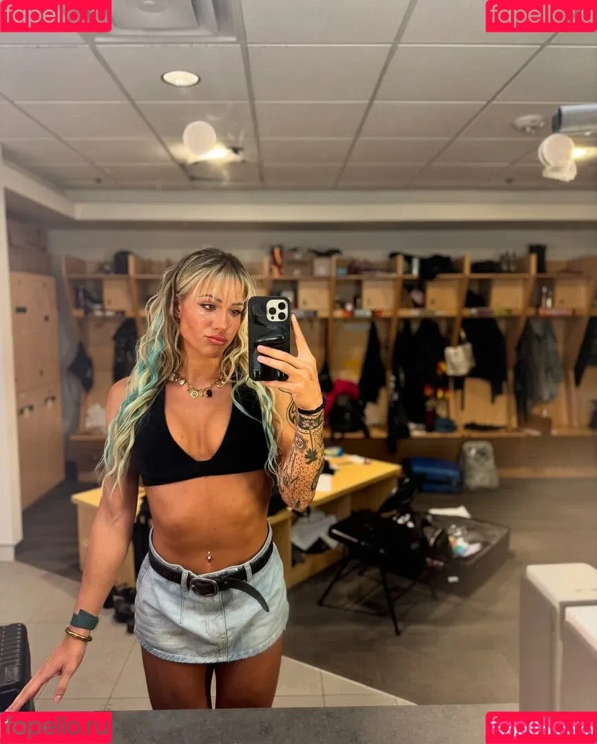Sol Ruca / solrucawwe / solrvca Onlyfans Photo Gallery 