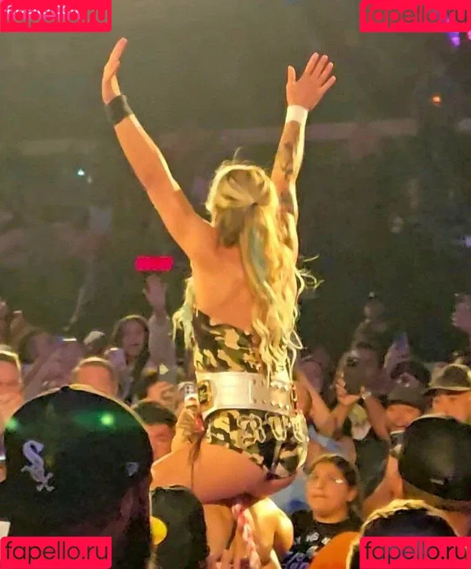 Sol Ruca / solrucawwe / solrvca Onlyfans Photo Gallery 