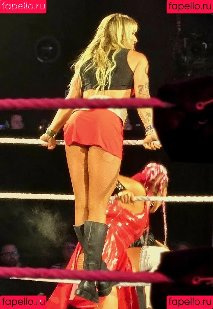 Sol Ruca / solrucawwe / solrvca Onlyfans Photo Gallery 
