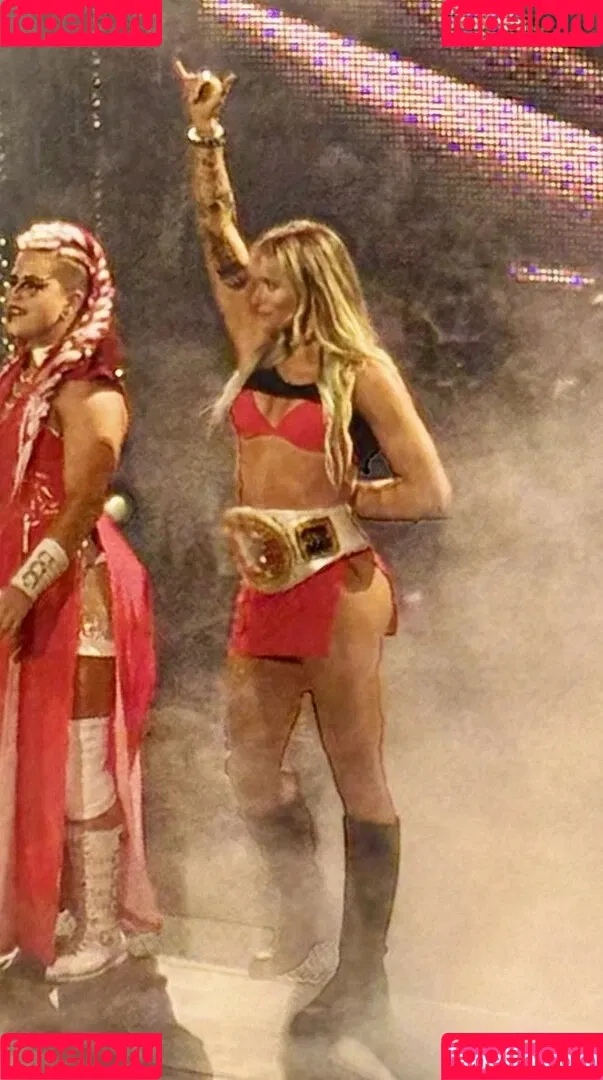 Sol Ruca / solrucawwe / solrvca Onlyfans Photo Gallery 