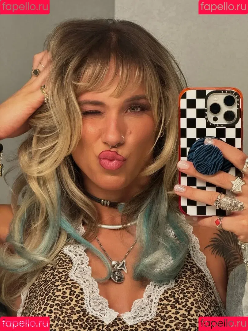 Sol Ruca / solrucawwe / solrvca Onlyfans Photo Gallery 