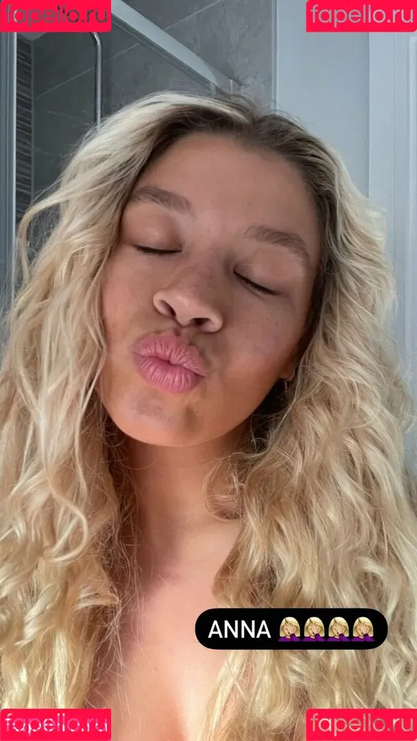 Molly Rainford / mollyrainford Onlyfans Photo Gallery 