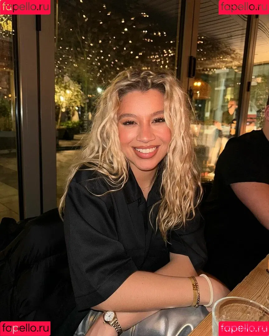 Molly Rainford / mollyrainford Onlyfans Photo Gallery 