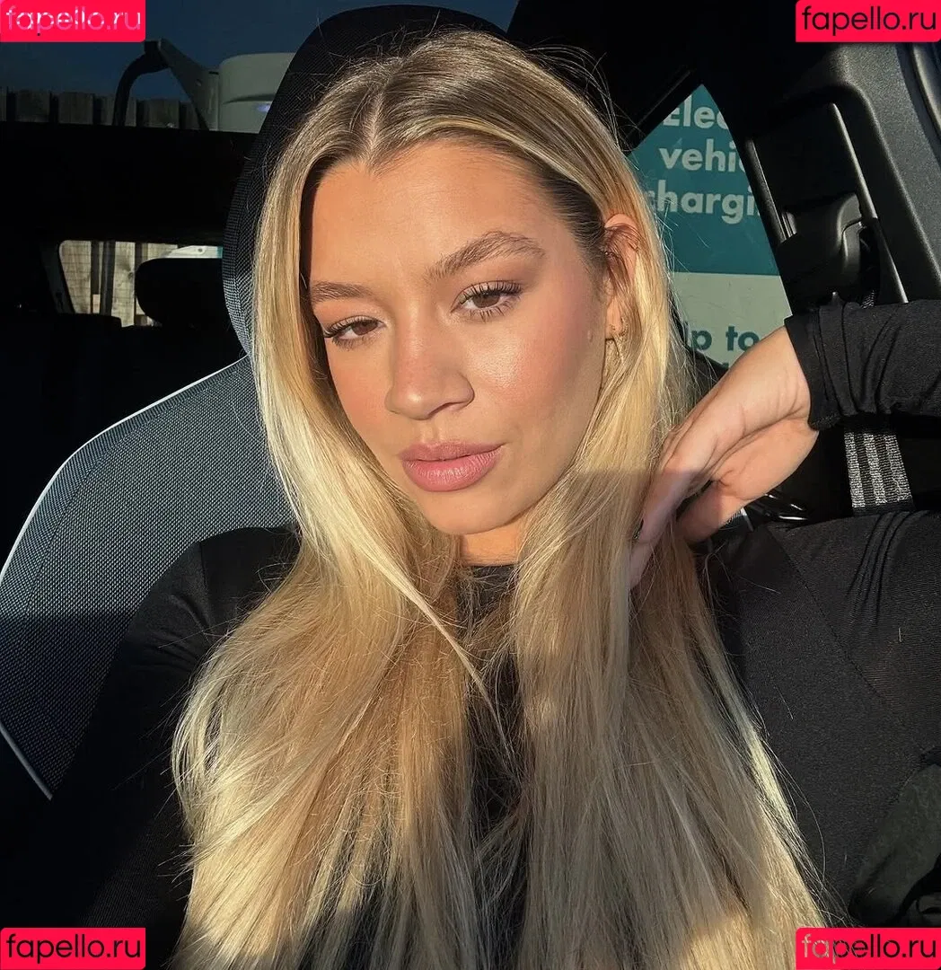 Molly Rainford / mollyrainford Onlyfans Photo Gallery 