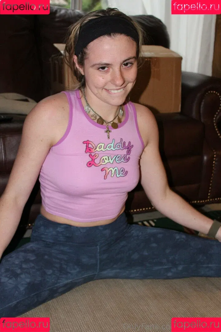 daisyt135 / princ3ssda1sy Onlyfans Photo Gallery 