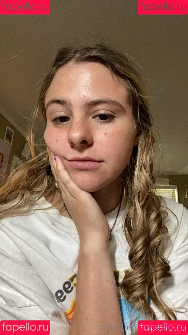 daisyt135 / princ3ssda1sy Onlyfans Photo Gallery 