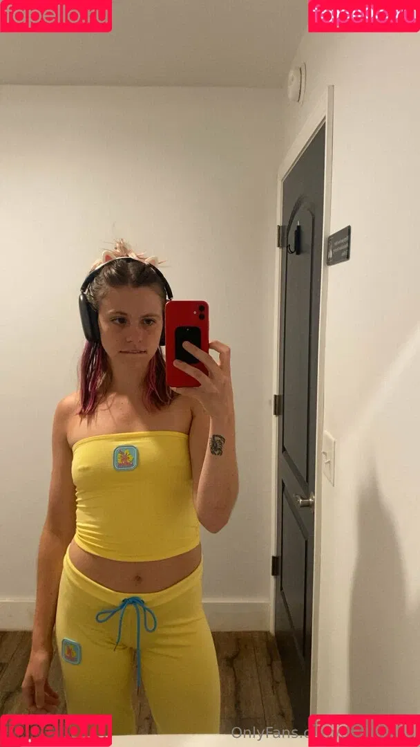 daisyt135 / princ3ssda1sy Onlyfans Photo Gallery 