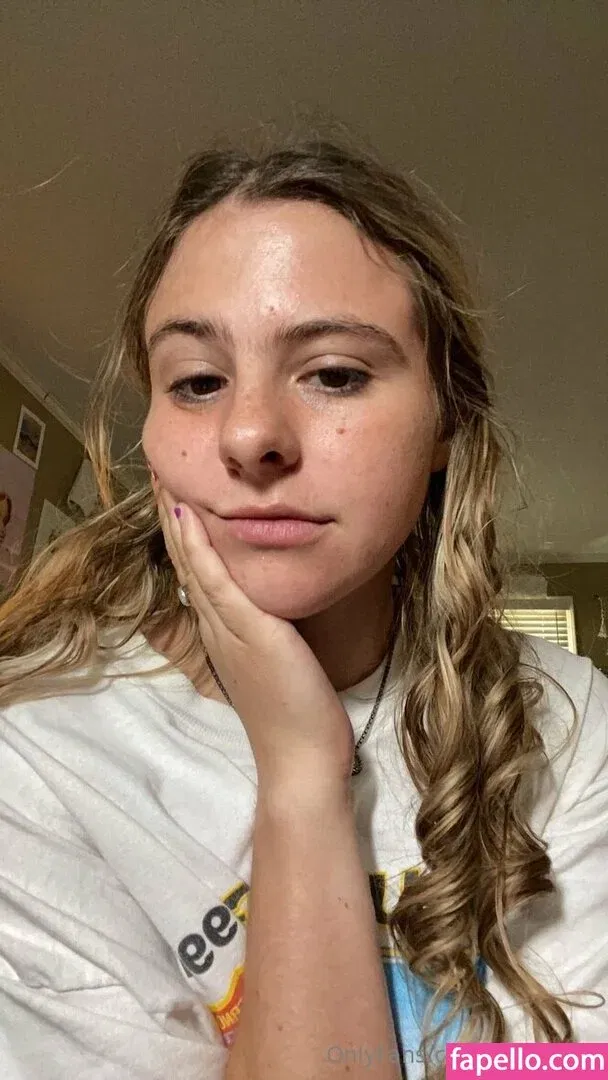 daisyt135 / princ3ssda1sy Onlyfans Photo Gallery 