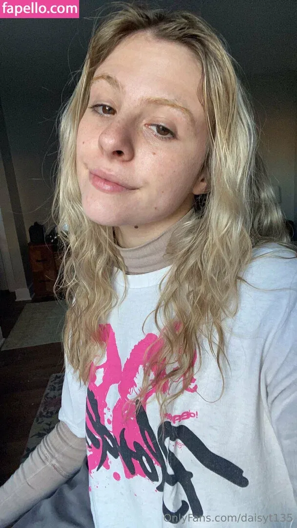daisyt135 / princ3ssda1sy Onlyfans Photo Gallery 