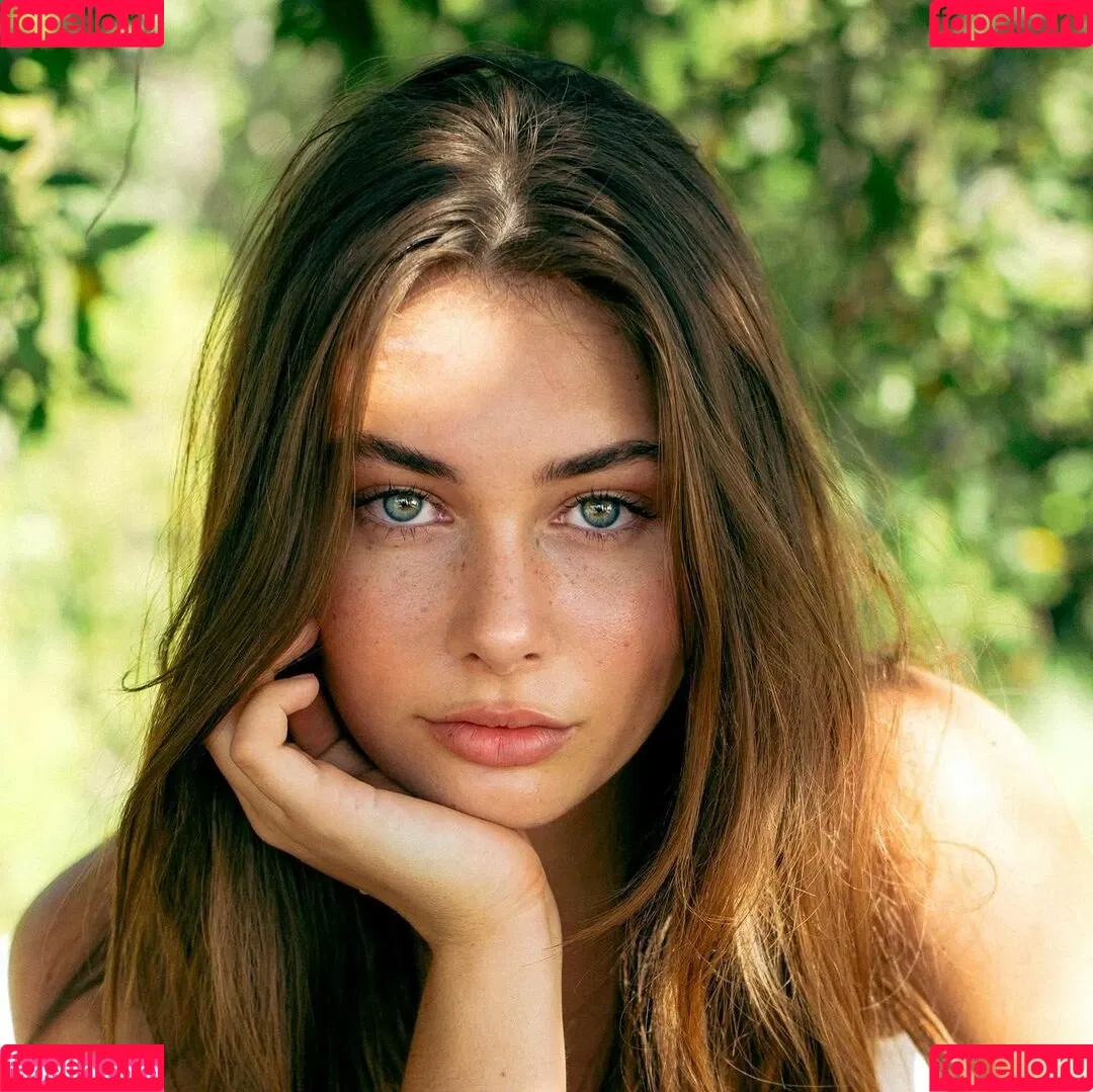 Taylor Morland / daiseybarnes / taylor.morland Onlyfans Photo Gallery 