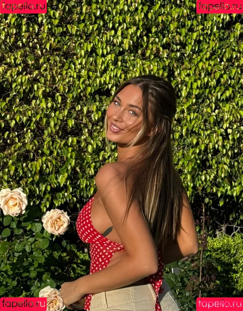 Taylor Morland / daiseybarnes / taylor.morland Onlyfans Photo Gallery 